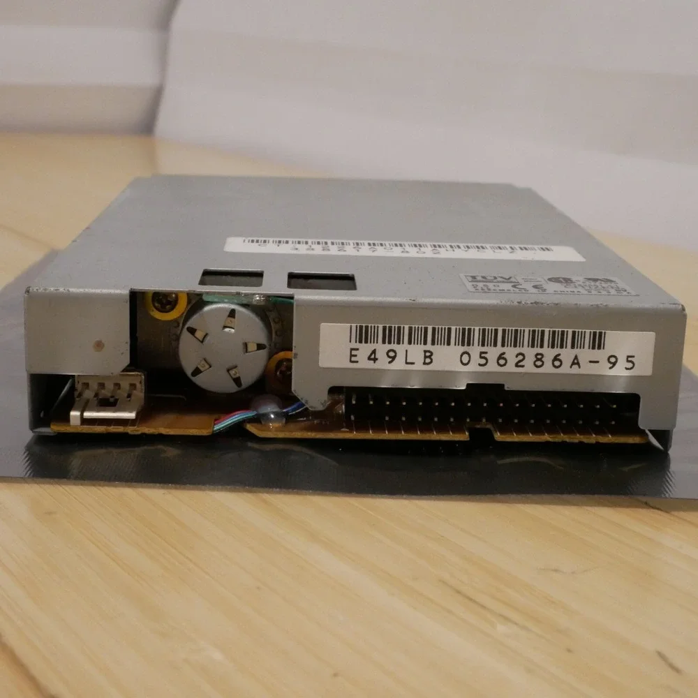 TUV CITIZEN 3.5 inch 1.44MB Floppy Disk Drive 388617-802 Tested $ Working - 30